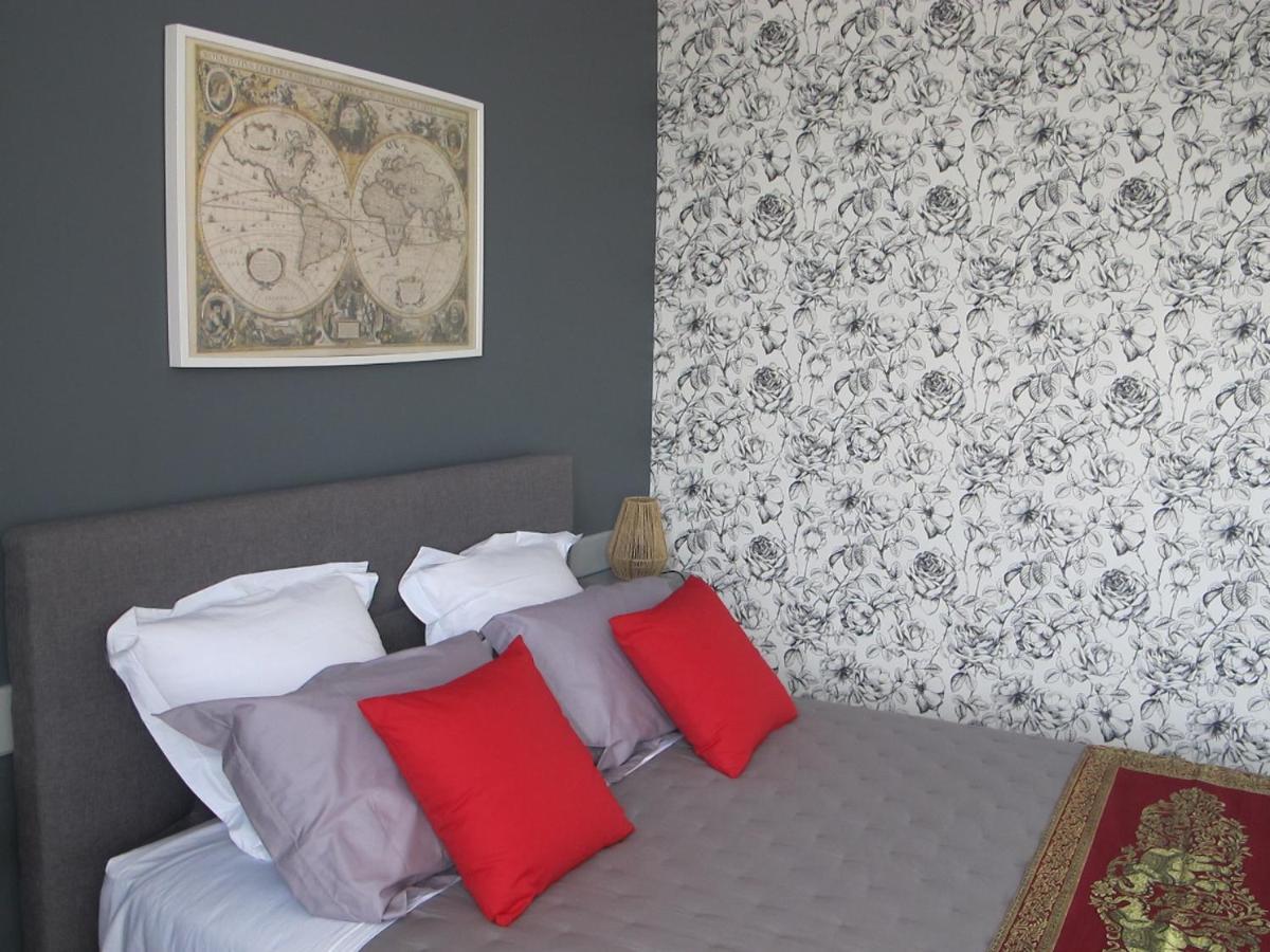 Le104Bis Bed & Breakfast Poitiers Exterior photo